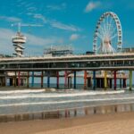 Hotel Scheveningen aan het strand: 9 hotels aan de boulevard en bij de haven De Pier van Scheveningen met het reuzenrad aan zee